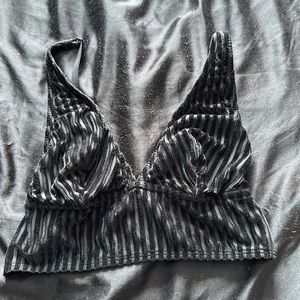 victoria’s secret/ pink top/bralette
